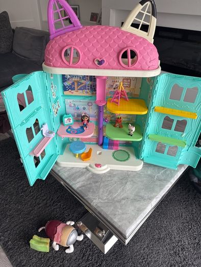 Gabby dollhouse