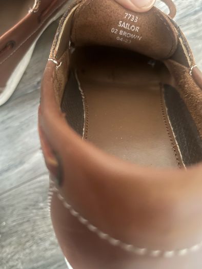 AV8 deck shoes brown leather 4/37