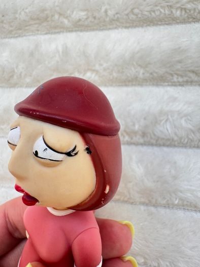 Mezco Family Guy Meg 2005 Used Damaged approx. 11.5 cm. Please see photos
