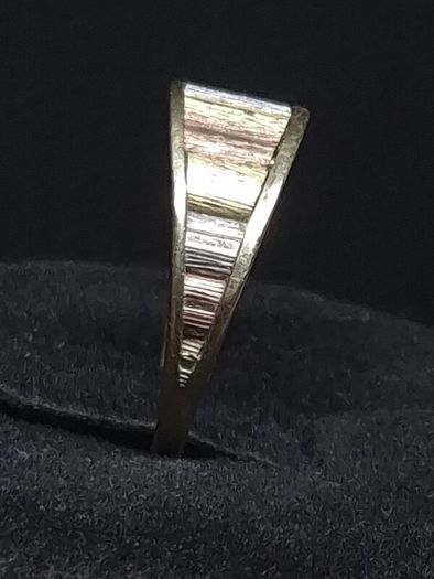 Vintage Italian 14ct Gold Ring 14KT Three Colour Gold Band Size 51.5 / 52