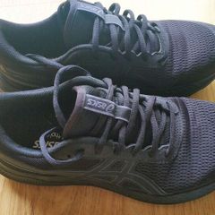 Asics women's runners