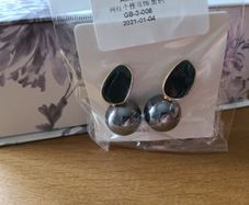 earings