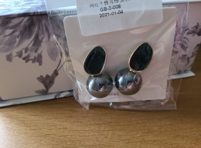 earings