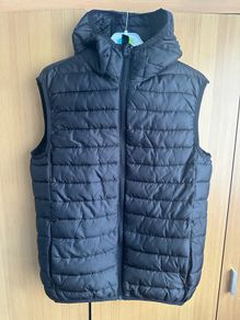 Light gilet.