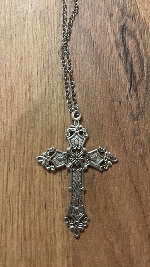 cross necklace