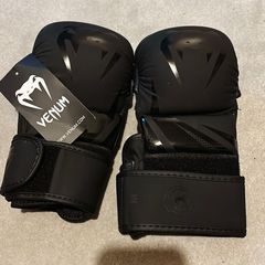 New Venum 3.0 Boxing gloves , size M