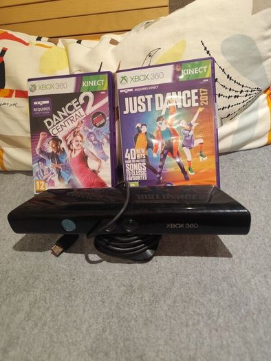 Xbox 360 Kinnect + 2 Games
