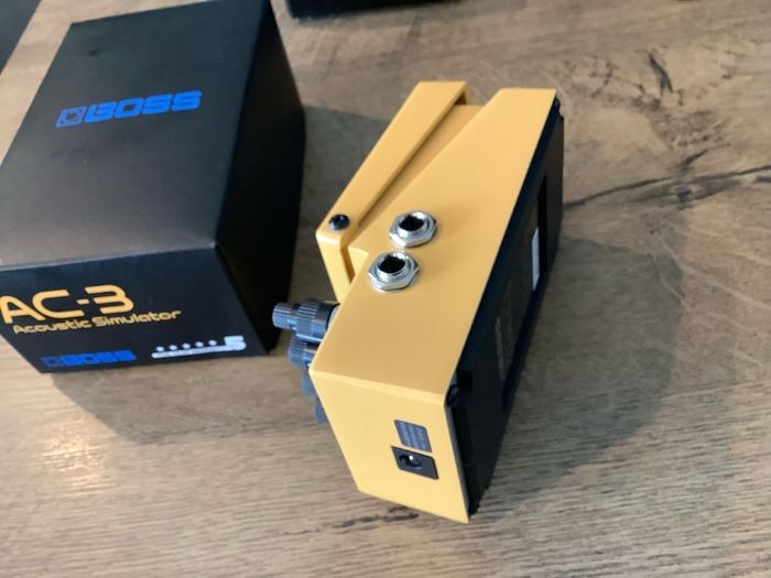 Boss AC-3 Acoustic Simulator box