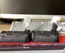 camera battery grips