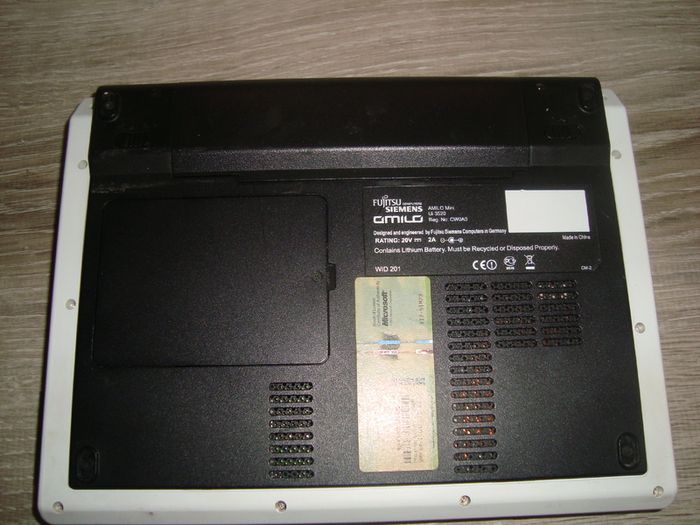 Laptop Fujitsu Siement AMILO for parts