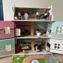 wooden dolls house with furniture & figures Image 5