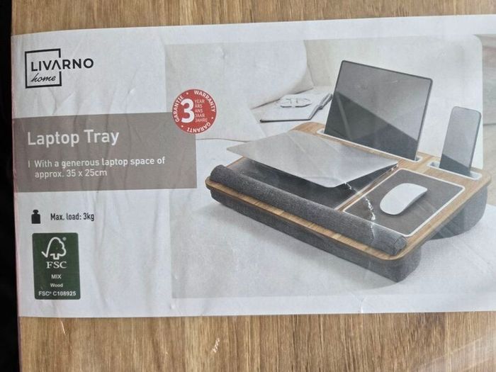 Laptop tray