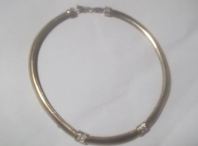 a christian dior necklace gold colour j