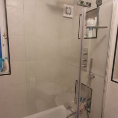 R.T Large Bath Screen