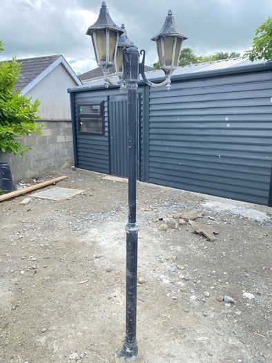 garden lamp post