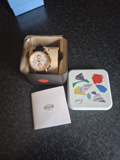 Fossil watch