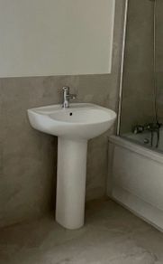 bathroom wash basin