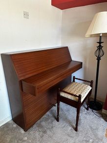 Piano for sale