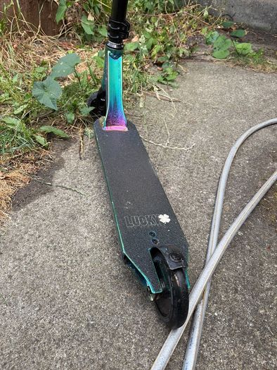 Lucky Stunt scooter