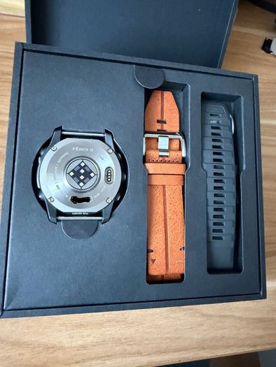 Garmin Fenix 8 51mm Amoled under warranty