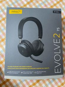 JABRA Evolve2 75 headset