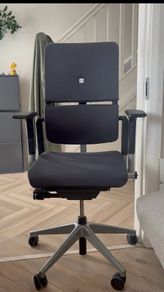 Steelcase V2 Ergonomic Chair-perfect(cleaned