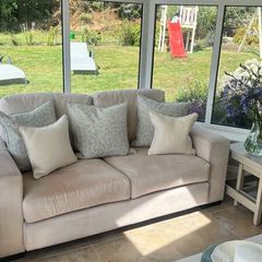 Sofa & Armchairs. ABSOLUTE BARGIN ,needs gone