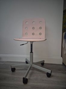 Rose-coloured, Height-adjustable Chair