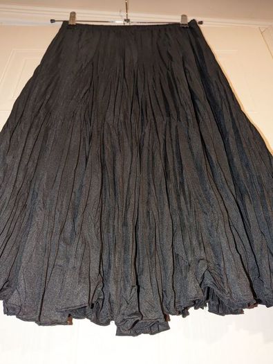 Perfect for Summer. beautiful midi skirt from Sharagano