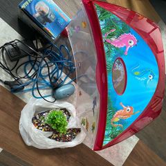 Plastic fish tank
