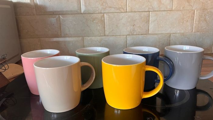 mugs