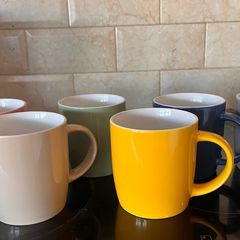 mugs