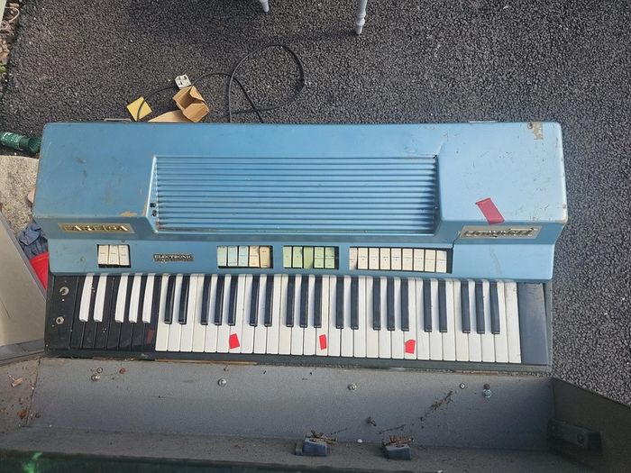 Farfisa Compact.