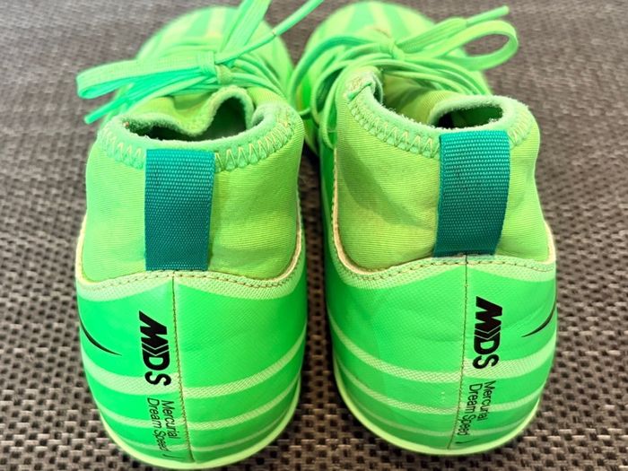 Nike football boots 5.5 uk 38.5 eu