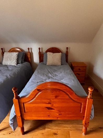 Pine furniture beds & lockers