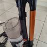 Shark IZ201 cordless vacuum with accessories Image 2