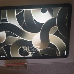 Apple IPad Air 5 - like new