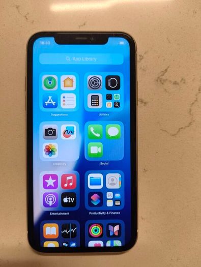 iphone 11 64GB
