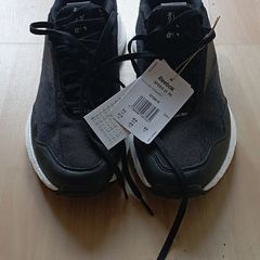 Sport shoes.