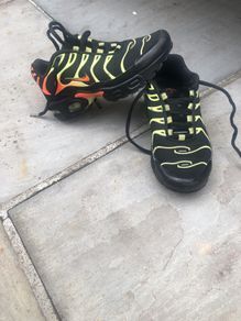 Nike Air Max tuned 1 - kids size 13.5 uk
