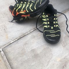 Nike Air Max tuned 1 - kids size 13.5 uk
