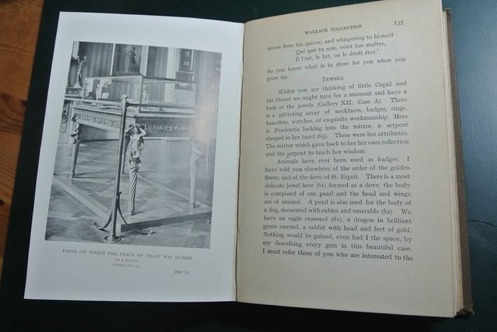 The Wallace And Tate Galleries By Estelle Ross  ( 1908 )