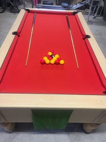 Pool table