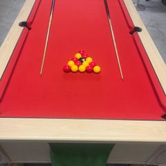 Pool table