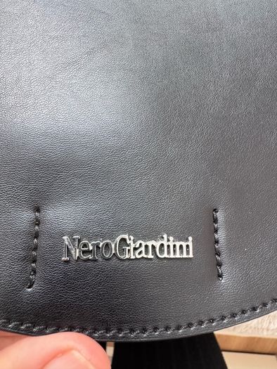 leather bag