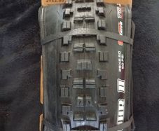 mtb dh tire 29 2.50 new