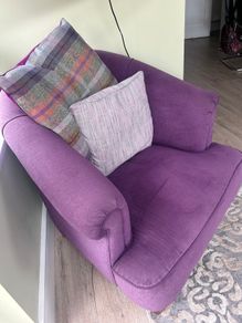 One seater chair