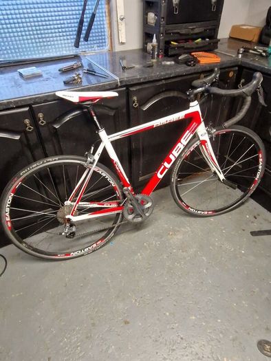 Cube Agree Pro (Ultegra) like new condition