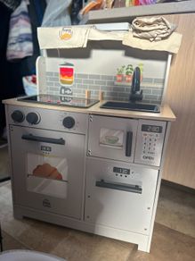 Toy Kitchen