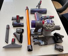 Dyson hoover